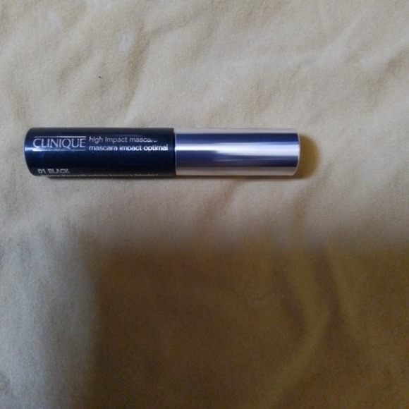 Clinique 3-Pc. Discovery Kit - Picture 6 of 6